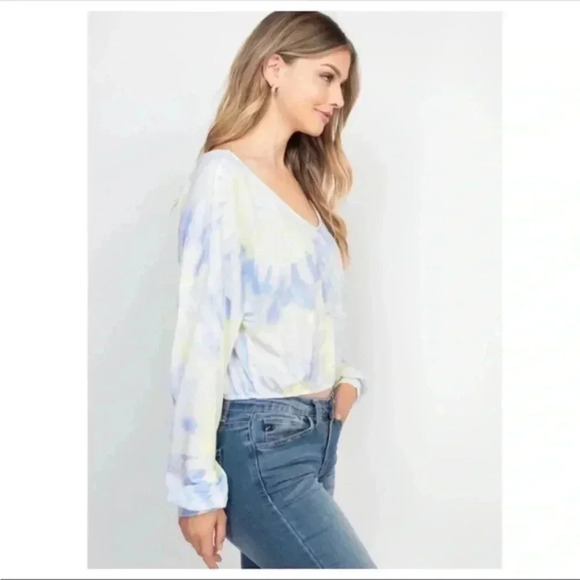 BNWT Tie-Dye Long Sleeve Crop Top - Picture 4 of 5